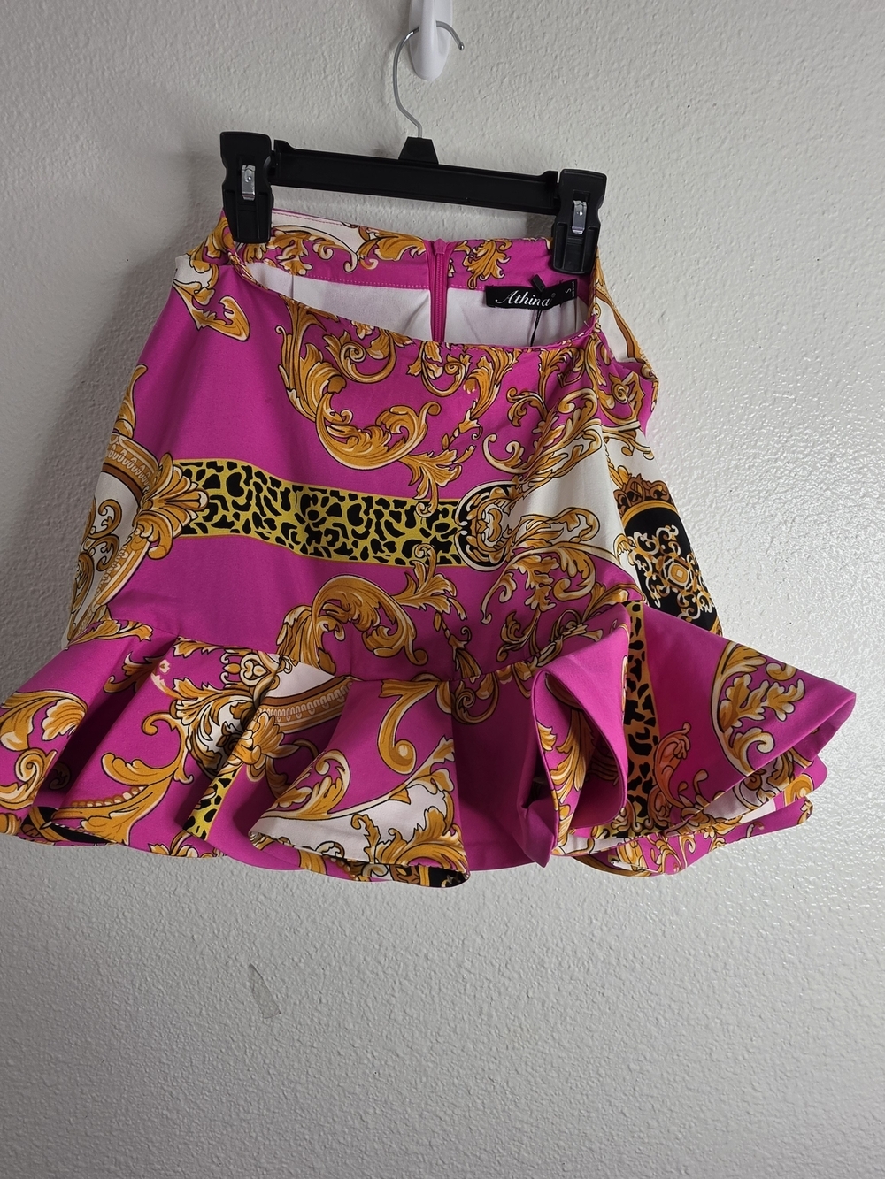Athina Pink Baroque Print Ruffle Skort Mini Skirt Size S NWT - Picture 5 of 7